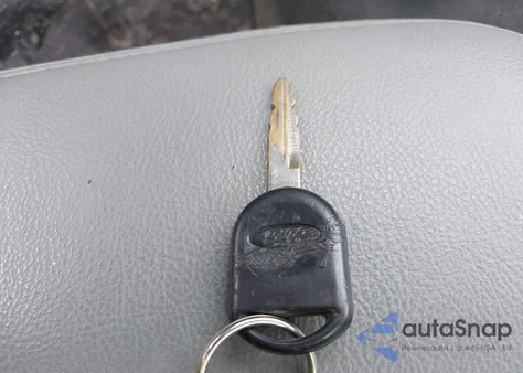 2006 Ford F-150 Stx/Xl/Xlt z USA, uszkodzony, nr VIN 1FTRF12286NB58477